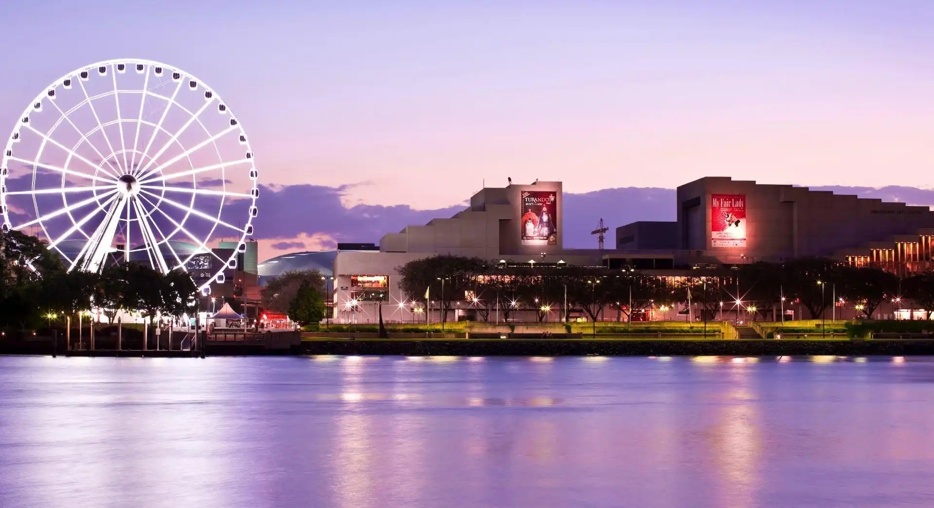 Hotels near Queensland Performing Arts Centre