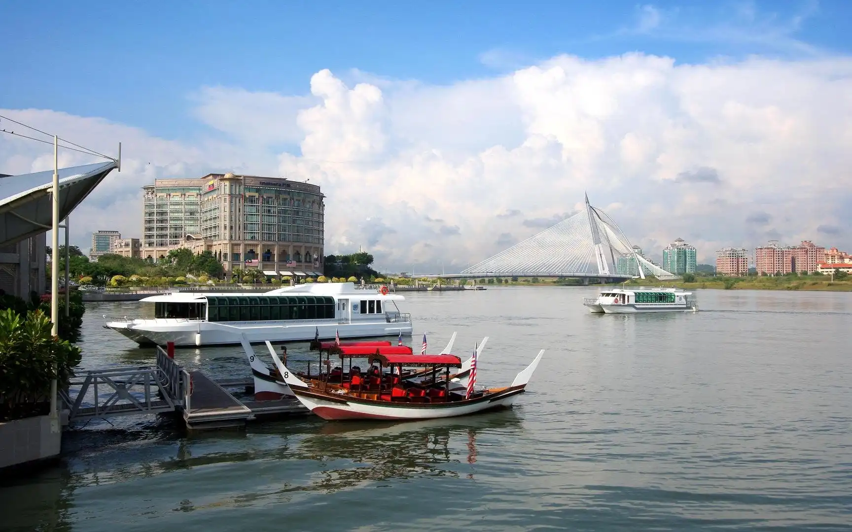 Hotels near كروز بحيرة بوتراجايا