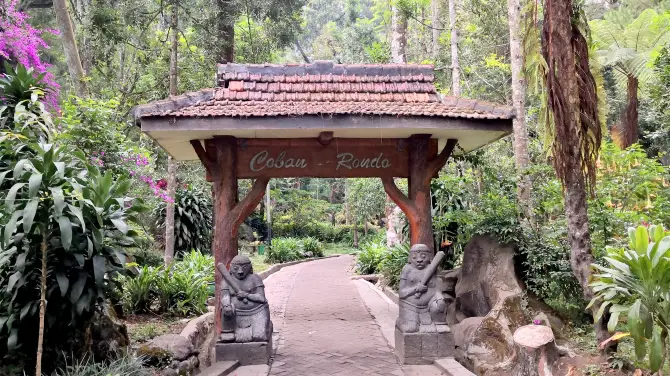 2_Air Terjun Coban Rondo Pujon