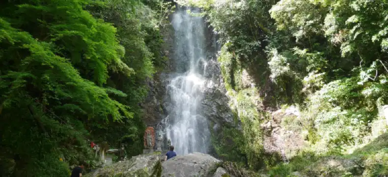 小城のホテル