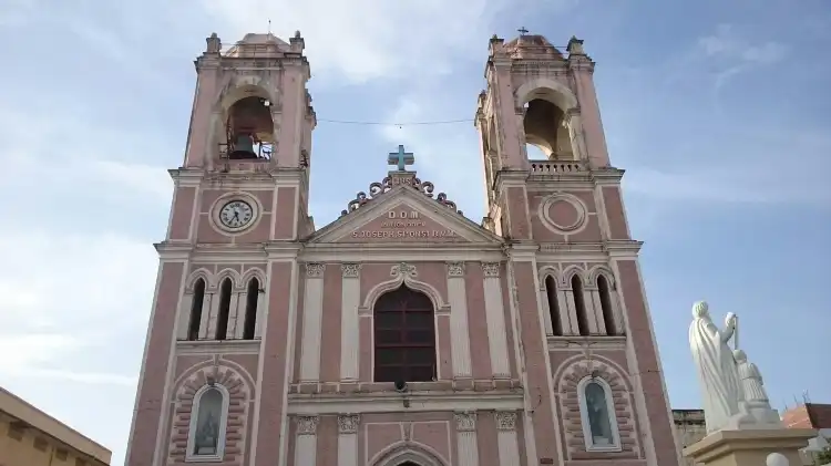 Hotels near St. Josephs Cathedral