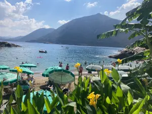 Karavostasi Beach