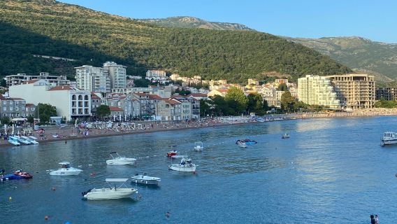 Petrovac beach