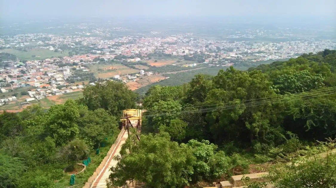 Hotels near Chennimalai Murugan Temple