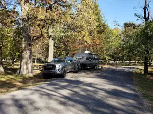 릴푸트 레이크 스테이트 파크 RV 사우스 캠프그라운드