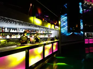 MOOD Cafe Pub