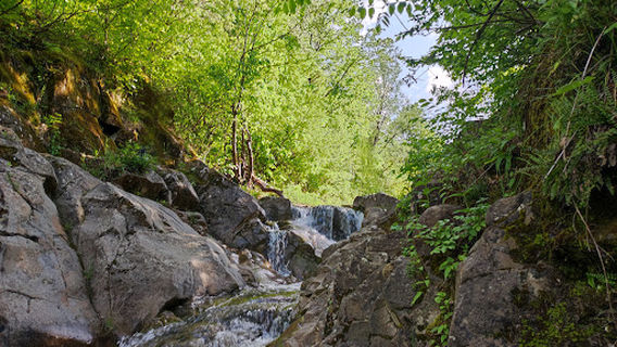 Kaleytsa Skoka Waterfall