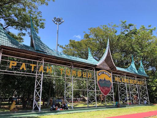 Imam Bonjol Square