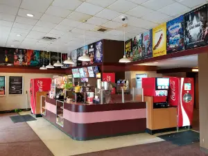 AMC CLASSIC Lake 3