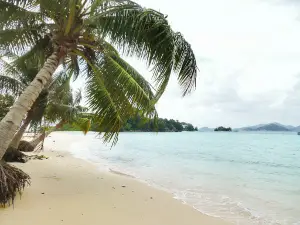 Pantai Kusik