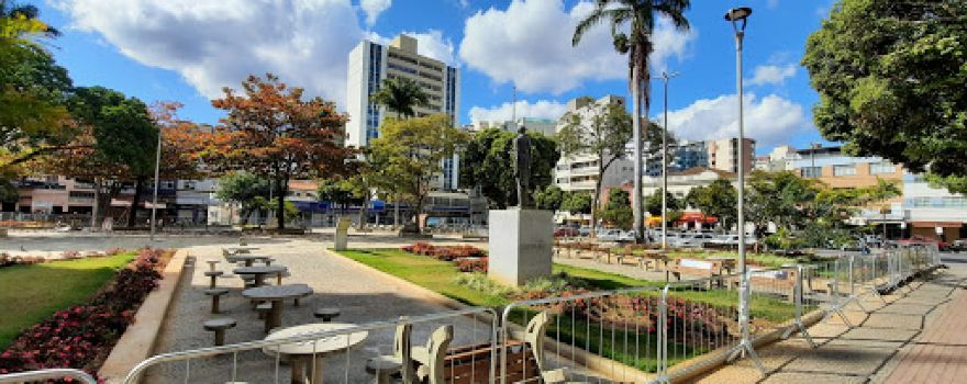 Square Silviano Brandão