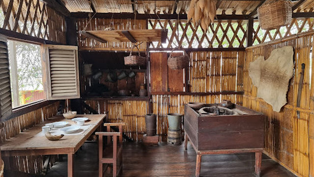 Museo Los Amantes de Sumpa