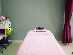 Terapi Bekam Batu Pahat