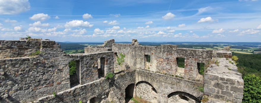 Ruine der Burg Bramberg