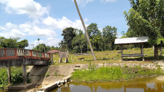 The 400-year-old Mosque (Wadil-Husen Mosque)