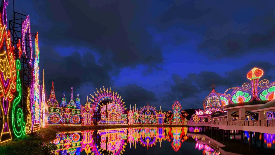 5_Carnival Magic Phuket