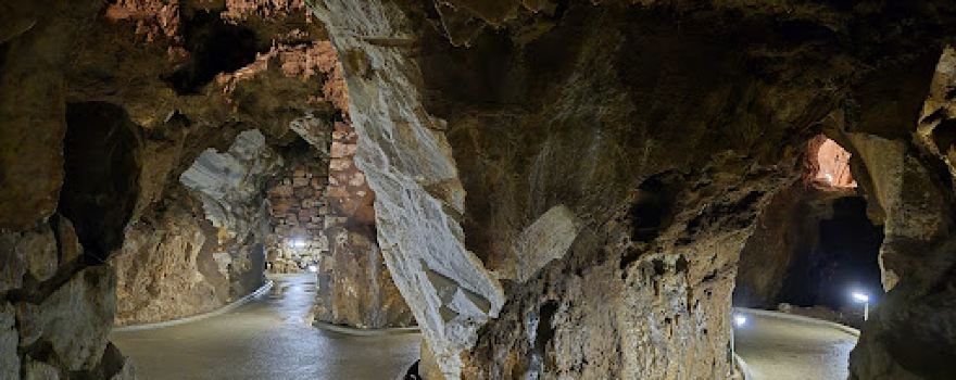 Na Pomezí Caves