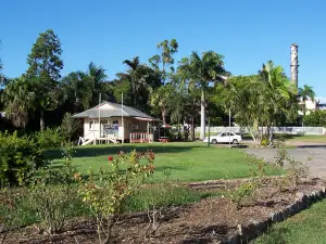 Sarina Tourist Art & Craft Centre