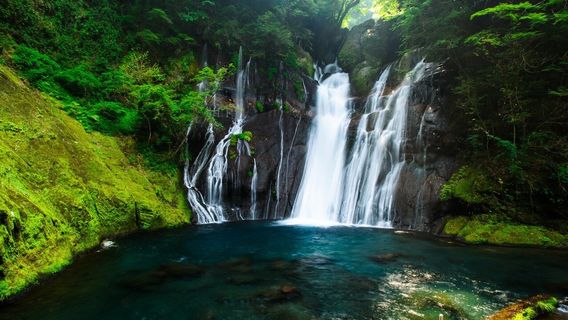 Shiramizu Falls