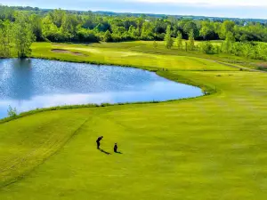 Loyalist Golf & Country Club