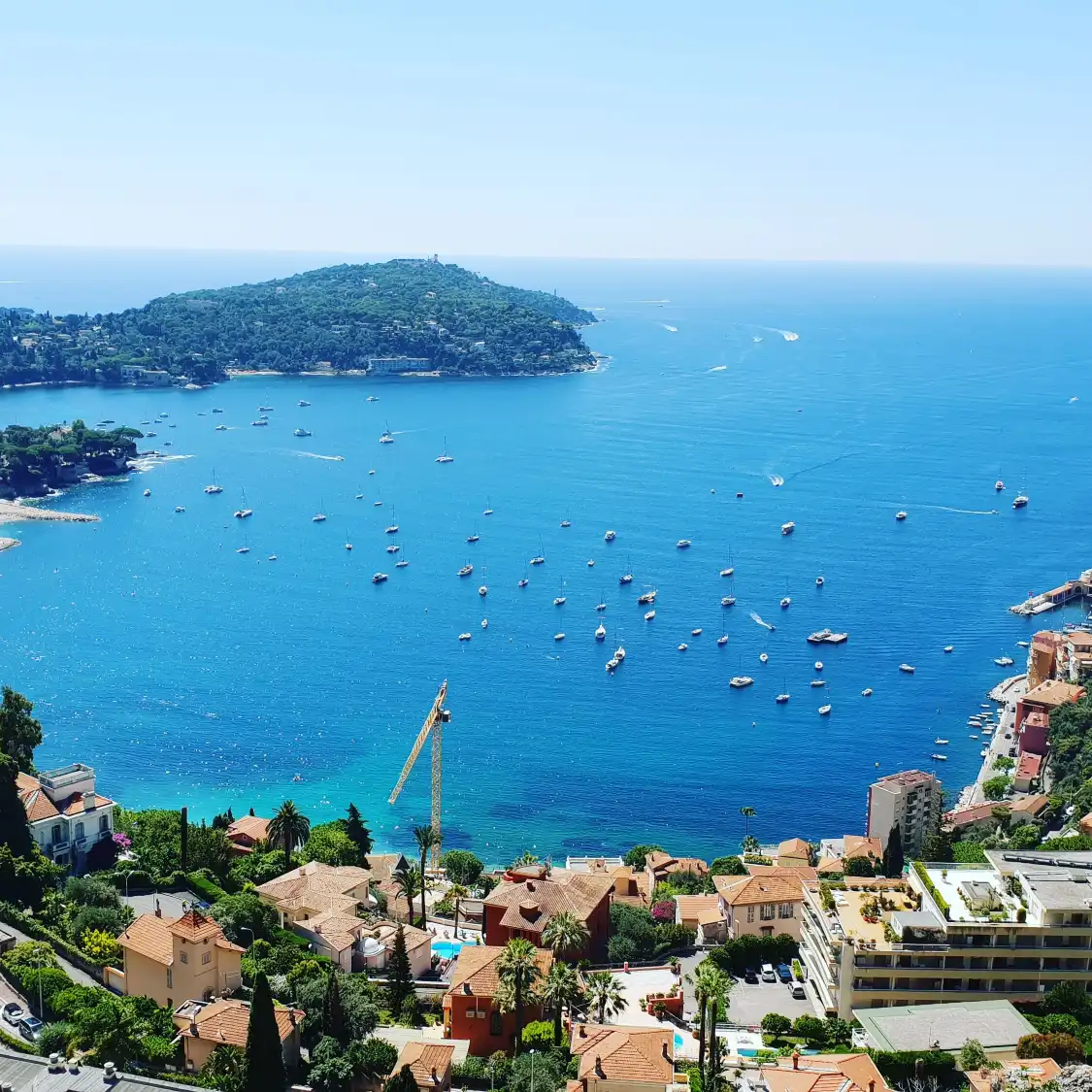 Hotels near Moyenne Corniche