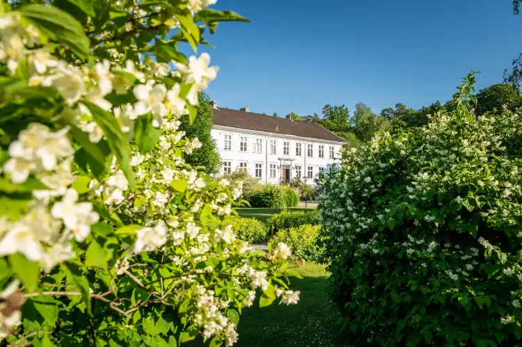 Hotels in Marks kommun