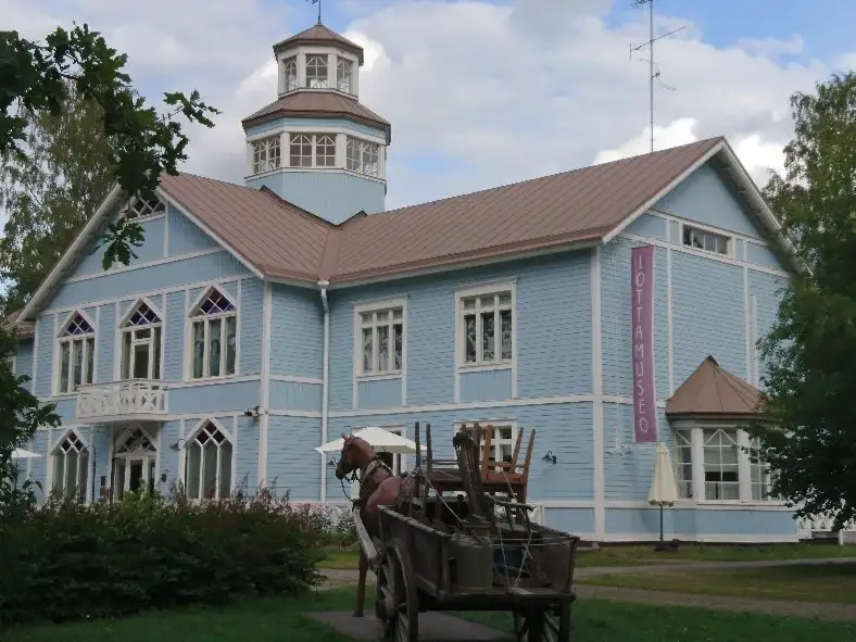 5_Lotta Museum