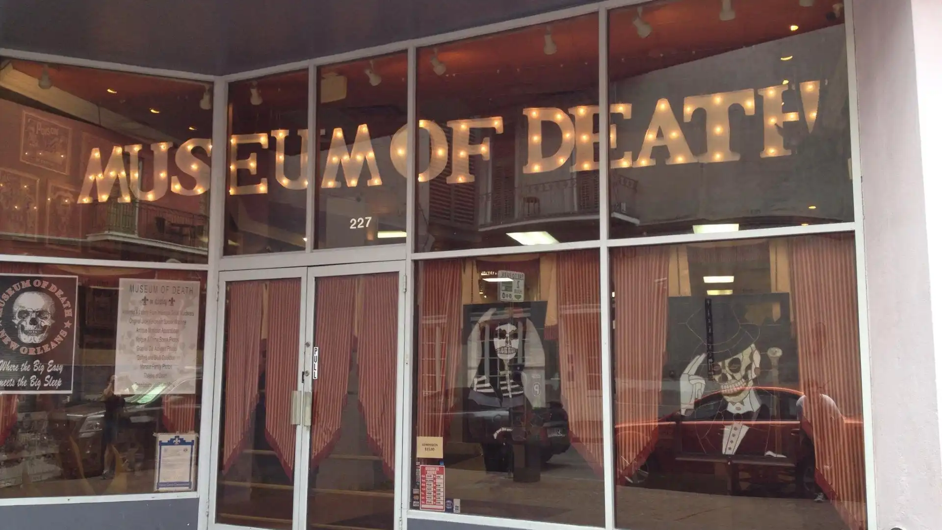 Hotels near Museum of Death New Orleans