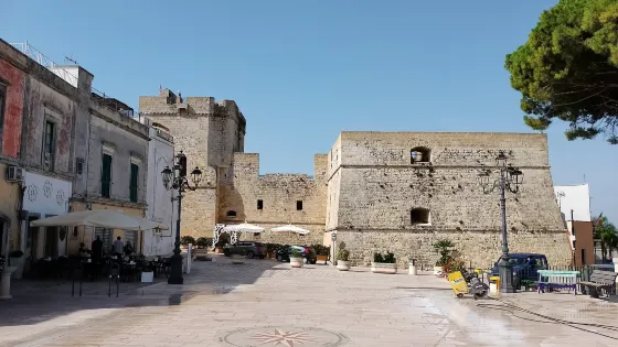 Piazza Perotti