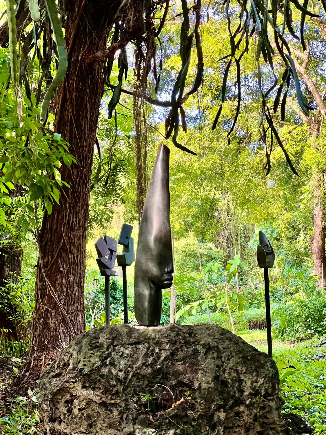Hotels near Ndoro Sculpture Garden Malindi