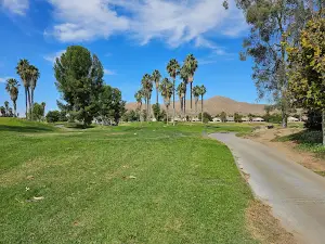 Menifee Lakes Country Club