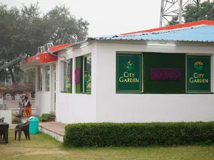 CITY GARDEN