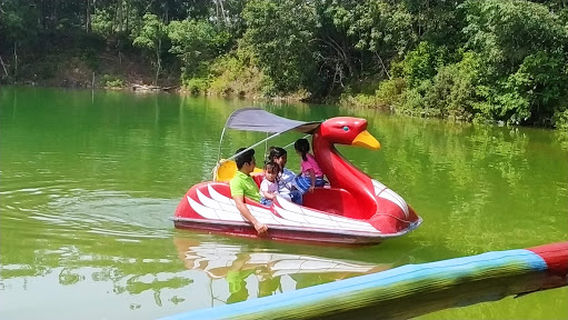 Danau Biru Tabur Kelua