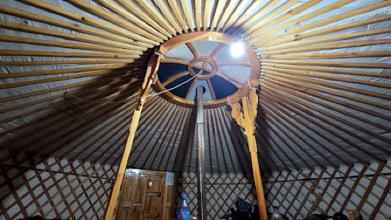 Tumen Khaan Tourist Camp