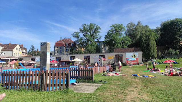 Swimming pool Vápenka