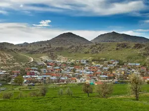 Fasıllar Monument
