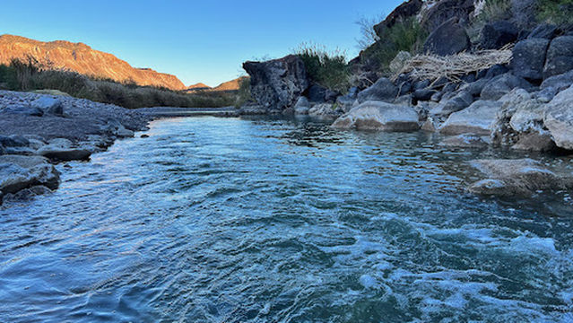 Hoodoos and Balanced Rocks Trail