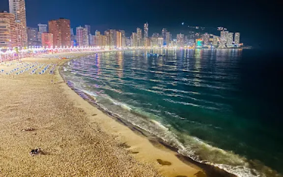 D-VORA Restaurante （ Dvora ）