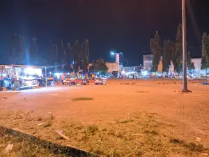 Alun-Alun Lemahabang