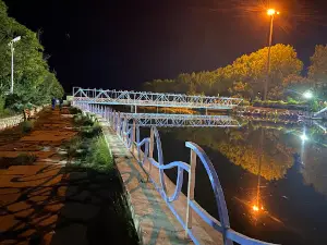 جزیره سراب قروه