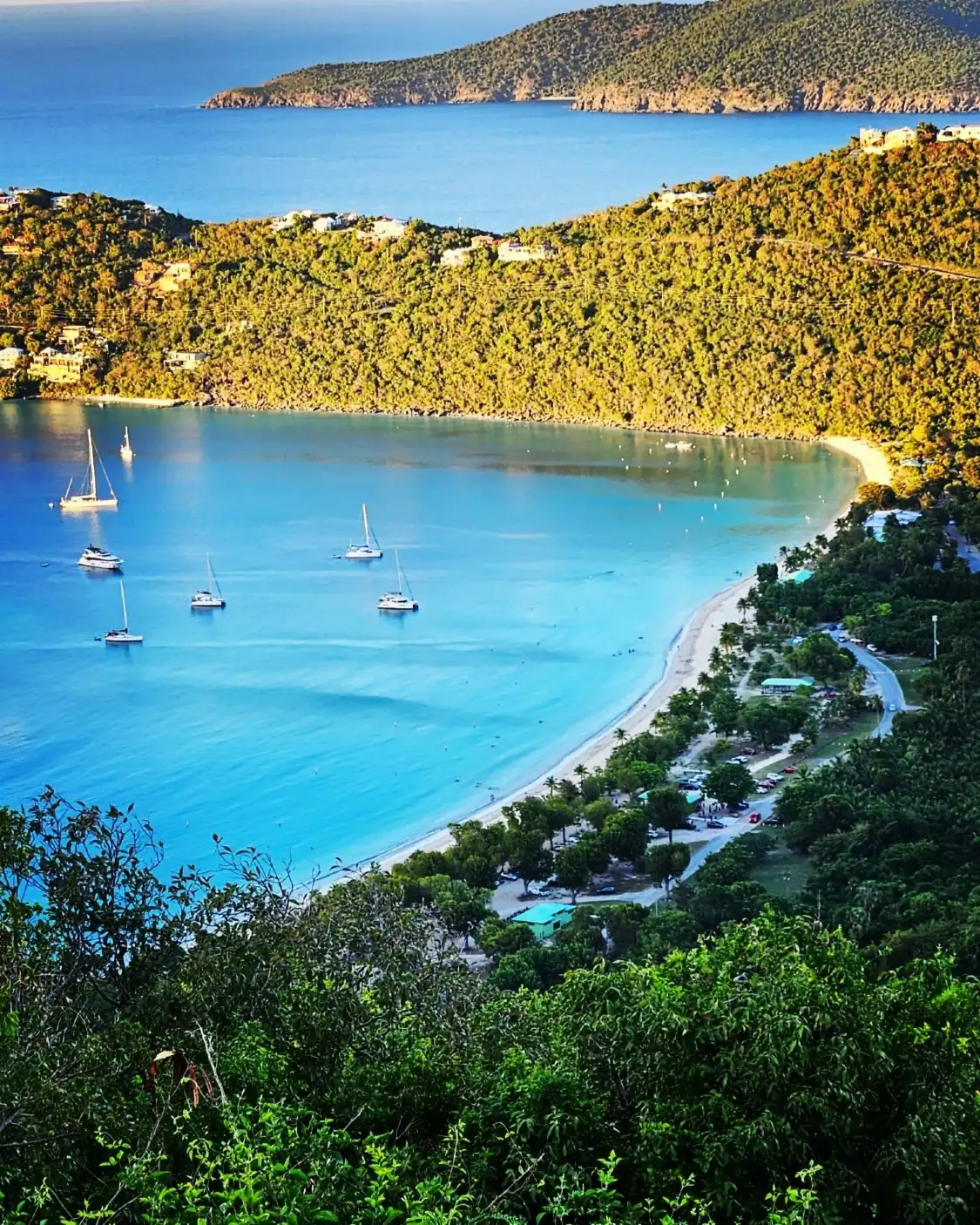 Hotels near Magens Bay