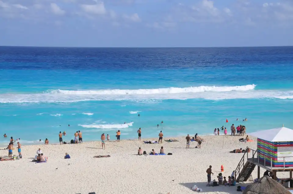 2_Dolphins Beach