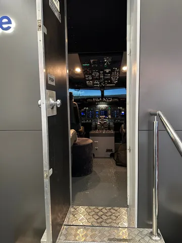 5_Flight Experience Melbourne