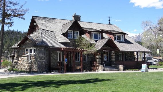 Jasper Park Information Centre