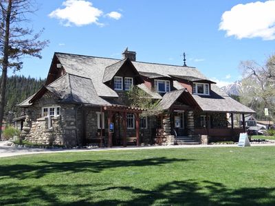 Jasper Park Information Centre