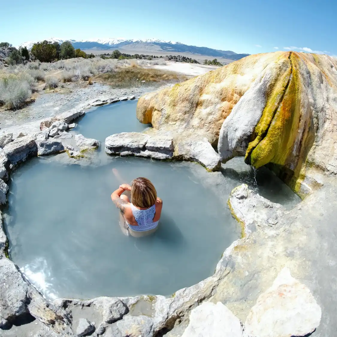 Hotels in der Nähe von Travertine Hot Springs
