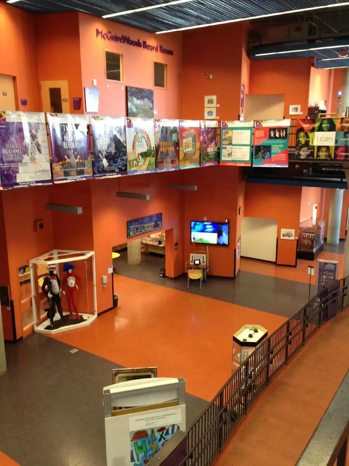 Hotel in zona ImaginOn: The Joe & Joan Martin Center