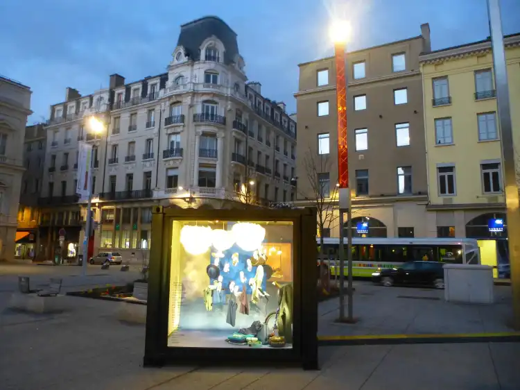 Hôtels à proximité de : La Cité du design