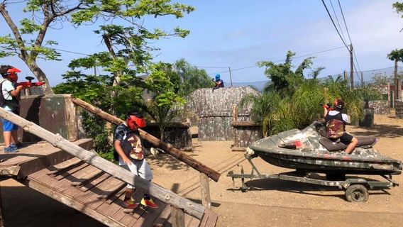 District 9 - Paintball in Tenerife