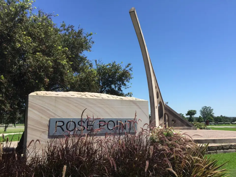 4_Singleton Sundial
